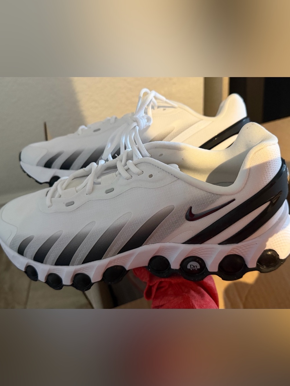 Nike White and Black Gradient Running Sneakers with Maroon Swoosh